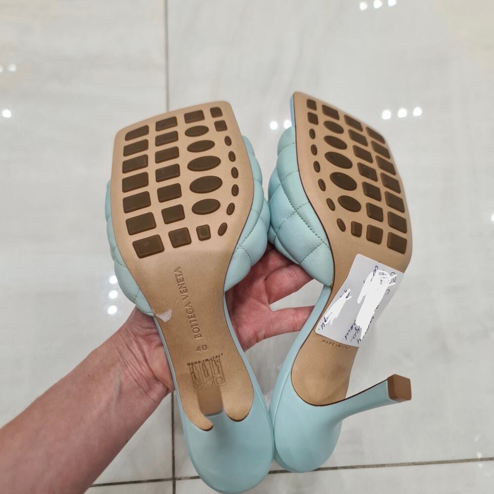 Bottega Veneta Light Blue Quilted Leather Lido Slide Sandals Sz.40 - Picture 10 of 10